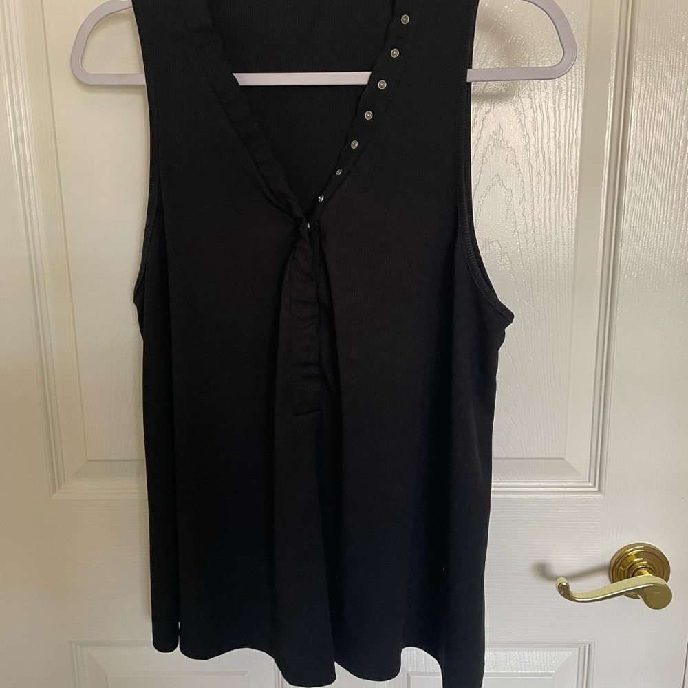 Black Sleeveless Top